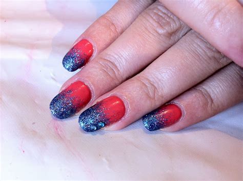 Brush Up And Polish Up Cnd Shellac Nail Art Tropix And Blue Glitter Fade