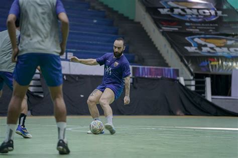 Faktabola On Twitter Ricardinho Tentang Futsal Di Indonesia