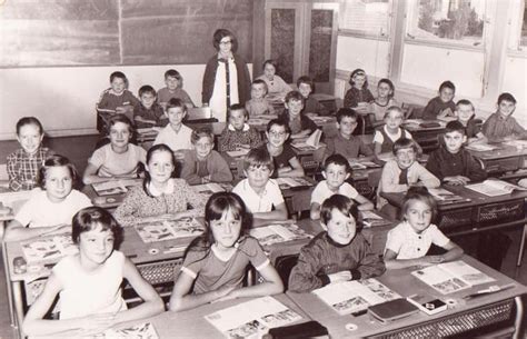 Photo De Classe Cm1 De 1969 Ecole Voivre Groupe V Hugo Exincourt