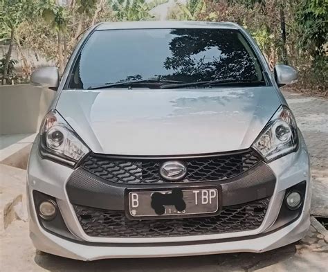 Daihatsu Sirion 2015 Bensin Mobil Bekas 915487707