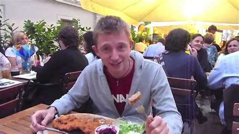 The Austrian Foodbyte: Eating Wiener Schnitzel - YouTube