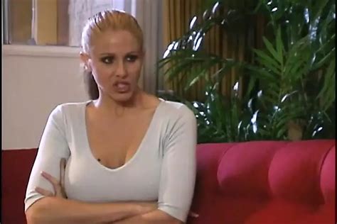 Mature Julia Ann Stroles And Sucks A Fat Dick Feat Julia Ann Perv Milfs N Teens Xhamster