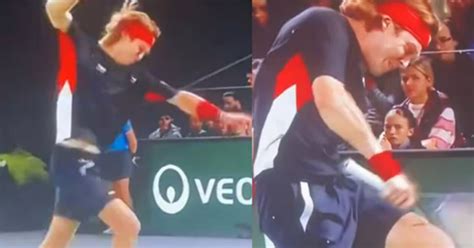 Andrey Rublev Si Ferisce Il Ginocchio A Racchettate Ennesimo Atto Di