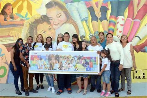 Alcald A Santiago Devela Mural En Reconocimiento A La Inclusi N Social