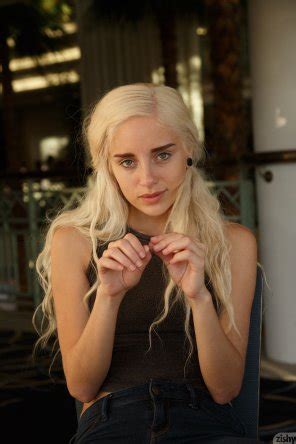 Blonde Cutie Looking Seductive Porn Pic