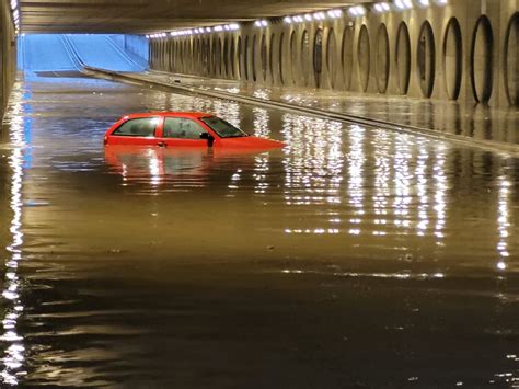 Foto Rescate en Paterna Imágenes de la tormenta descomunal en