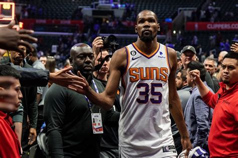 Kevin Durant Tercera Estrella De La Nba Que Firma Un Contrato Vitalicio Con Nike