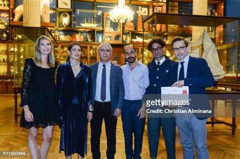 Joseph Cohen Photos And Premium High Res Pictures Getty Images