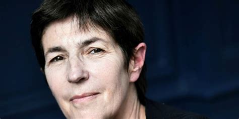 Christine Angot remporte le prix Médicis