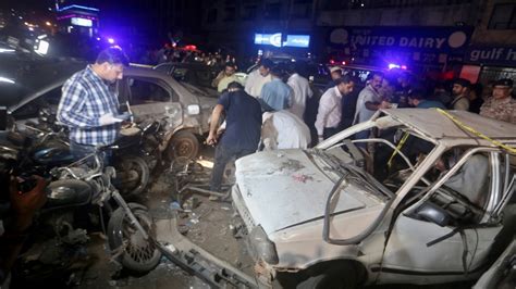 Bomb Blast in Southern Pakistan Kills 1, Wounds 13