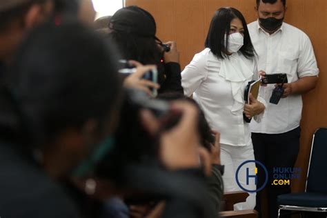 Poin Putusan Sela Putri Candrawathi Yang Ditolak Hakim Seluruhnya