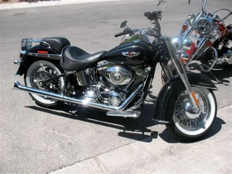 Harley Davidson Softail Deluxe 2008 W Dual Fishtail Exhaust
