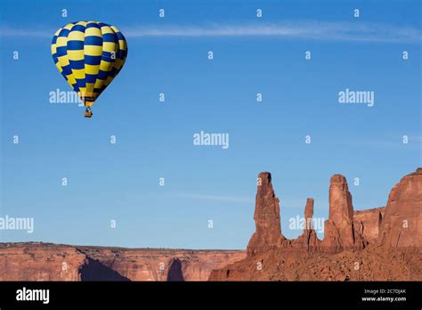 Usa Arizona Monument Valley Hot Air Balloons In The Monument Valley