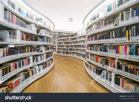 1033 Library In Singapore Stock Photos Images And Photography