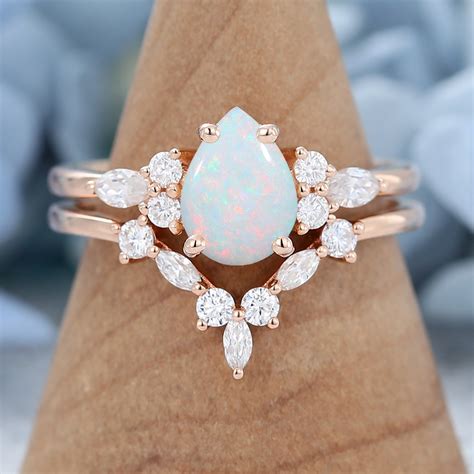 Opal Ring Rose Gold