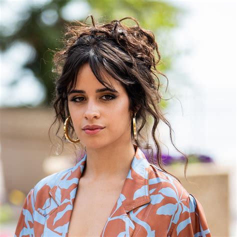 Camila Cabello - chủ nhân hit tỷ view, tin đồn về chuyện tình yêu ...