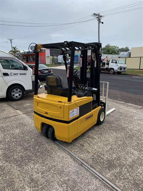 Yale ERP030 3 Wheel Electric Forklift North Coast Forklifts