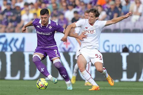 Serie A Fiorentina Roma Jovic E Ikon Ribaltano I Giallorossi