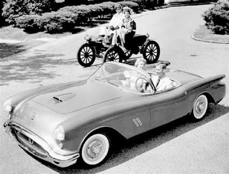 Oldsmobiles 1954 Corvette Based F 88 Concept Car