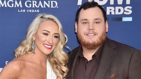 Who Is Luke Combs Wife Nicole Hocking The Us Sun