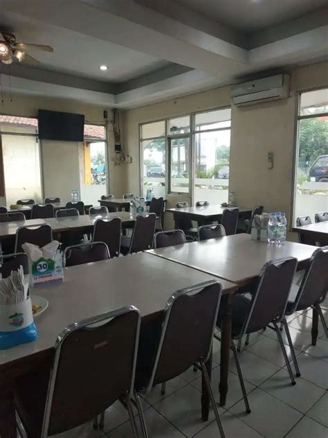 Rm Gumarang Terdekat Restoran Dan Tempat Makan Padang Terdekat Di