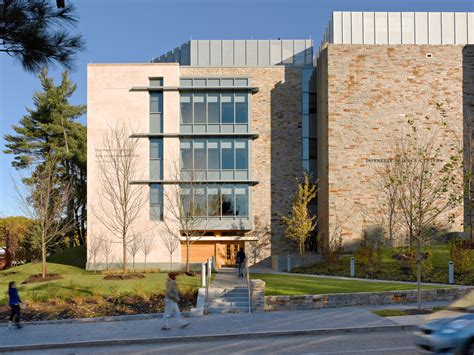 Loyola University Maryland — Donnelly Science Center — Ayers Saint Gross