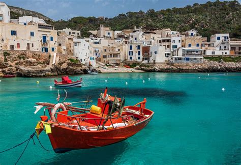 Isole Egadi Viaggio A Piedi Guidate Sulle Isole Egadi Trekking Di Gruppo