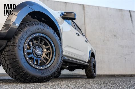 Isuzu D Max White Dirty Life Canyon Pro Wheel Wheel Front