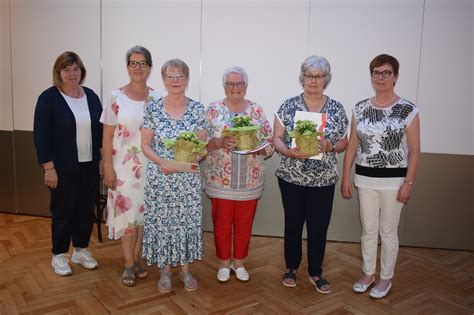 Kfd H Velhof Hat Bew Hrtes Gratulationsteam Verabschiedet