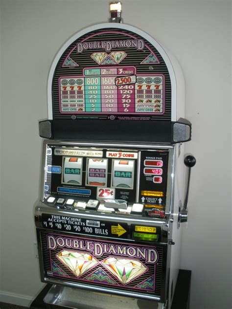 IGT DOUBLE DIAMOND S2000 SLOT MACHINE - QUARTER COIN HANDLING - THREE ...