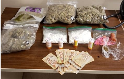 Police Seize Over 25k In Suspected Drugs Cash During Traffic Stop In