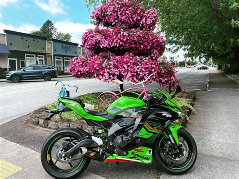 Kawasaki ZX4RR