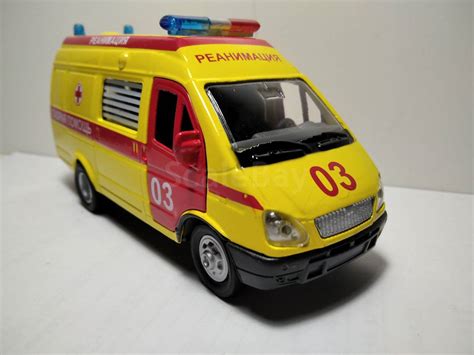 Масштабная модель автомобиля Газель ГАЗ 2705. Скорая медицинская помощь ...