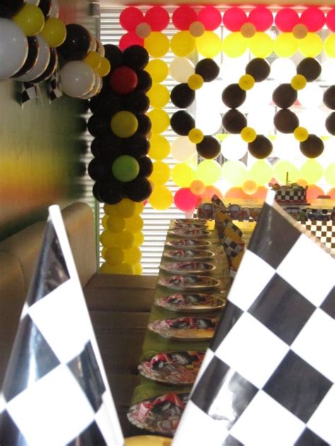 Decoracion Con Globos Hot Wheels Medellin Fiestas Infantiles