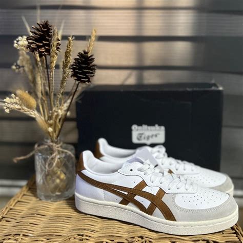 Onitsuka Tiger GSM, Women's Fashion, Footwear, Sneakers on Carousell