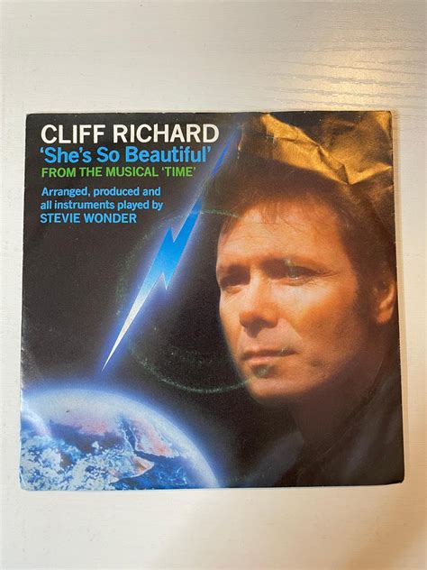 Cliff Richard She S So Beautiful Köp På Tradera 572115406