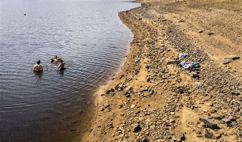 Temperatures hit 33.4C as UK enters fourth heatwave