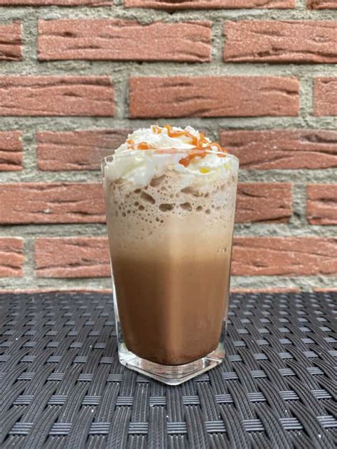 Homemade Salted Caramel Mocha Frappuccino Minute Recipe