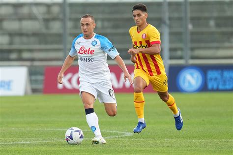 Il Napoli Batte Il Girona Ma Politano Finisce Ko