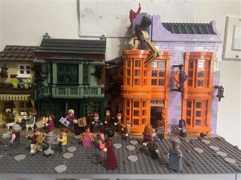 My lego diagon alley display ! : r/harrypotter