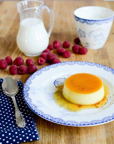 Crème renversée au caramel umgekippter Vanillepudding mit Karamell