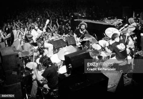 Grateful Dead 1977 Photos Et Images De Collection Getty Images