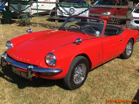 Triumph Spitfire Mk Retro Wheels Dot Cool