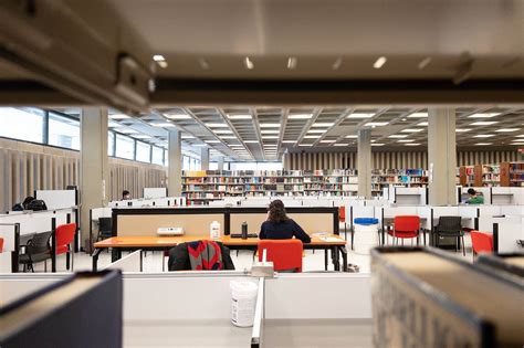 Bibliothèque de lUniversité Laval Thomas Guignard photography