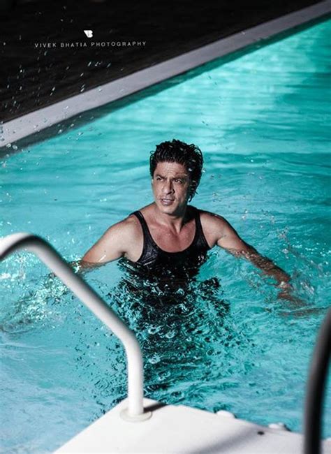 Hot Body Shirtless Indian Bollywood Model And Actor Shahrukh Khan