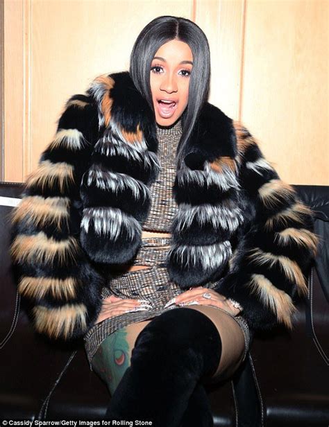 Cardi B flaunts midriff at pre-Super Bowl bash in Minneapolis | Cardi b ...