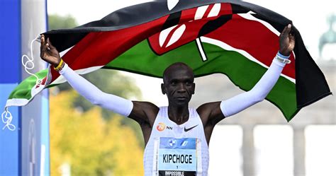 Kenyas Eliud Kipchoge Sets Marathon World Record At 37 Years Old In