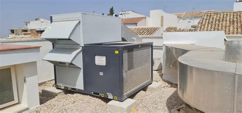 CLIMATIZACIÓN Y VENTILACIÓN DEL SALON DE ACTOS DEL CENTRO CÍVICO DE