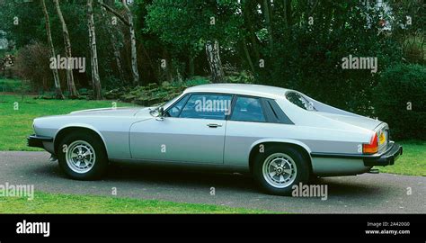 Jaguar Xjs S Hi Res Stock Photography And Images Alamy