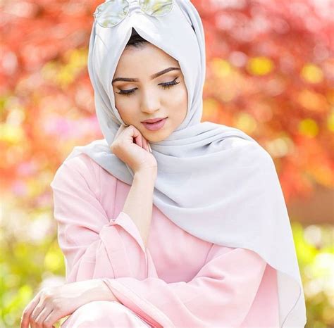 Pin By Unique On Beautiful Muslimahs Fashion Beautiful Hijab Hijabi